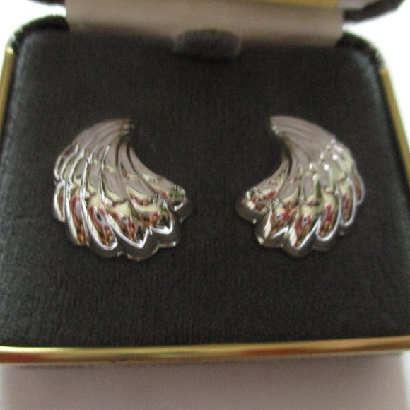 AUTHENTIC GENUINE STERLING SILVER SEA-SHELL PIECERED EARRINGS – NWOT - VINTAGE - Picture 16 of 16